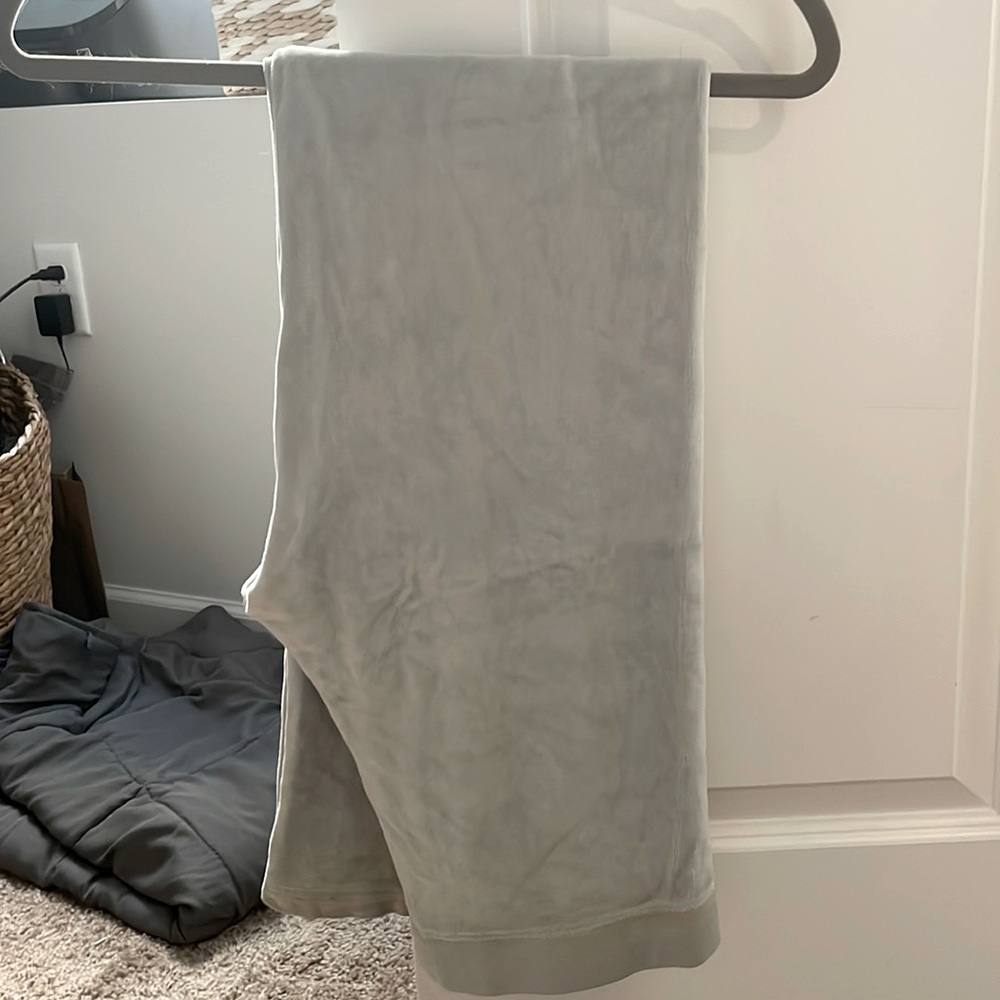 Juicy velour seafoam green sweatpants